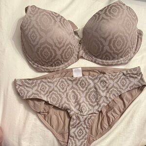 Elegant Beige Patterned Bra and Panty Set
